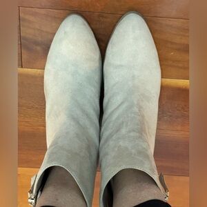 Old Navy Beige Booties Size 9